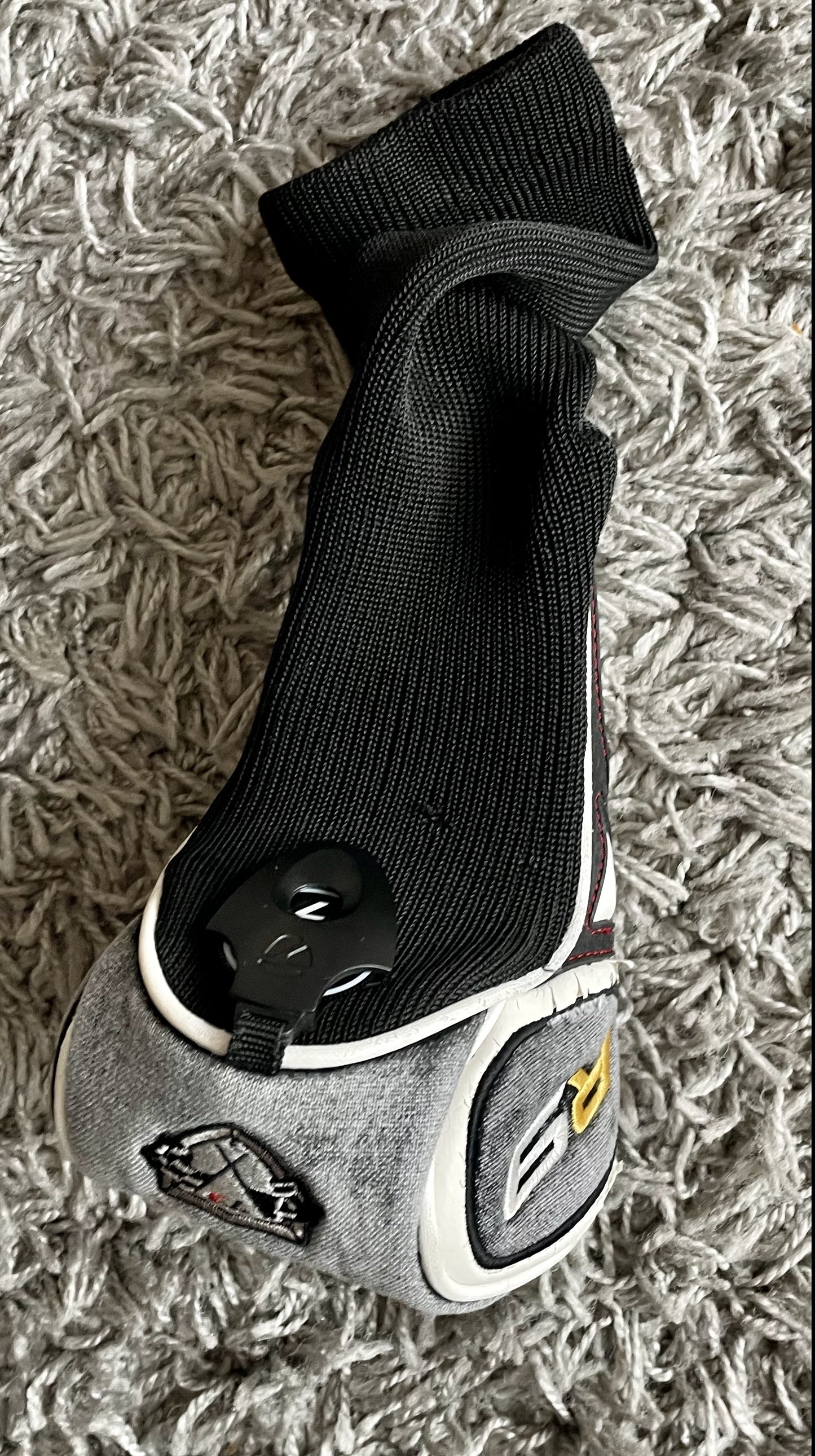 R9 Headcover