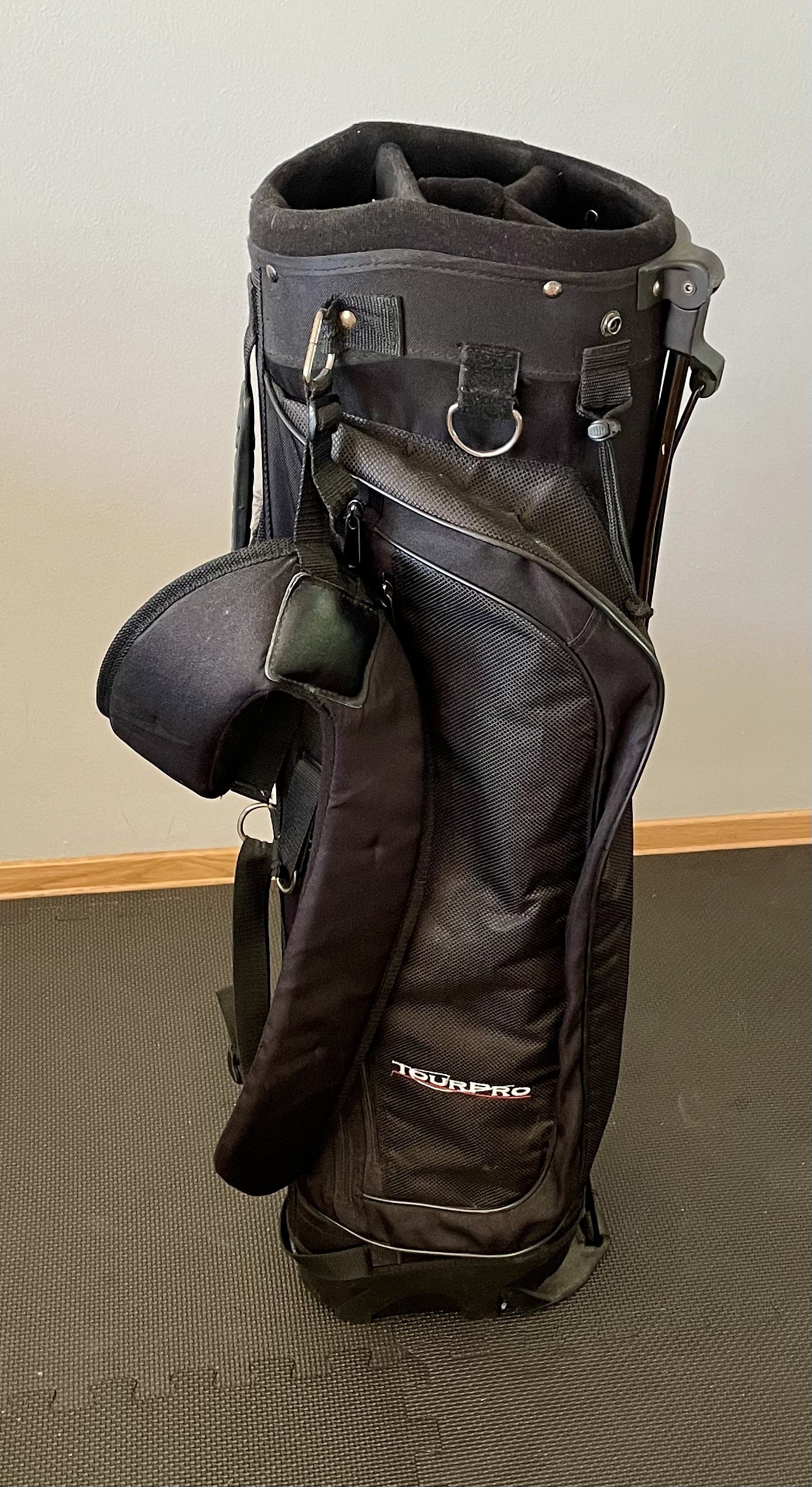 Tour Pro